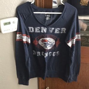 Denver Broncos NFL Lightweight V-Nevk Sweatshirt